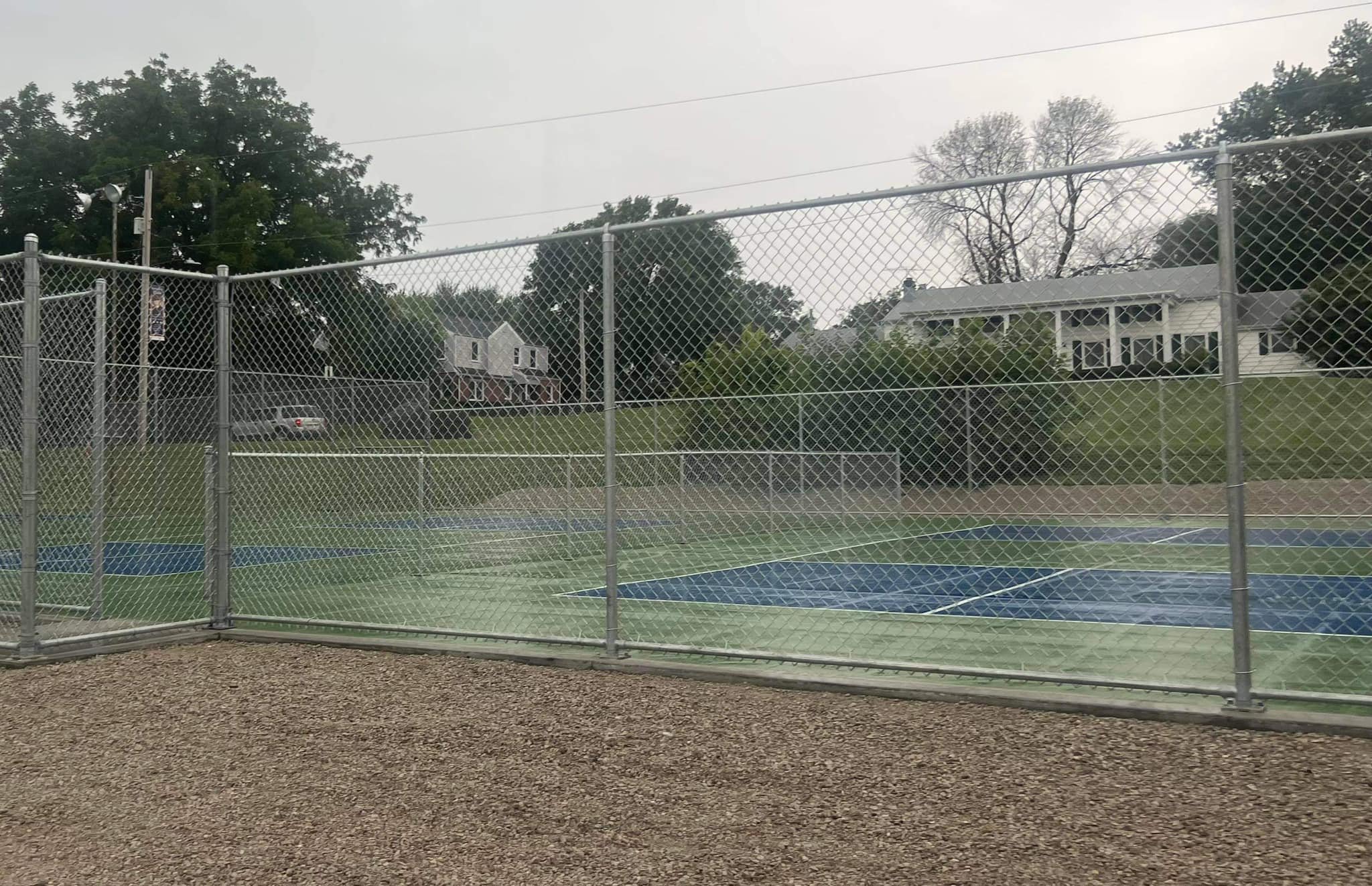 Commercial chain link fence